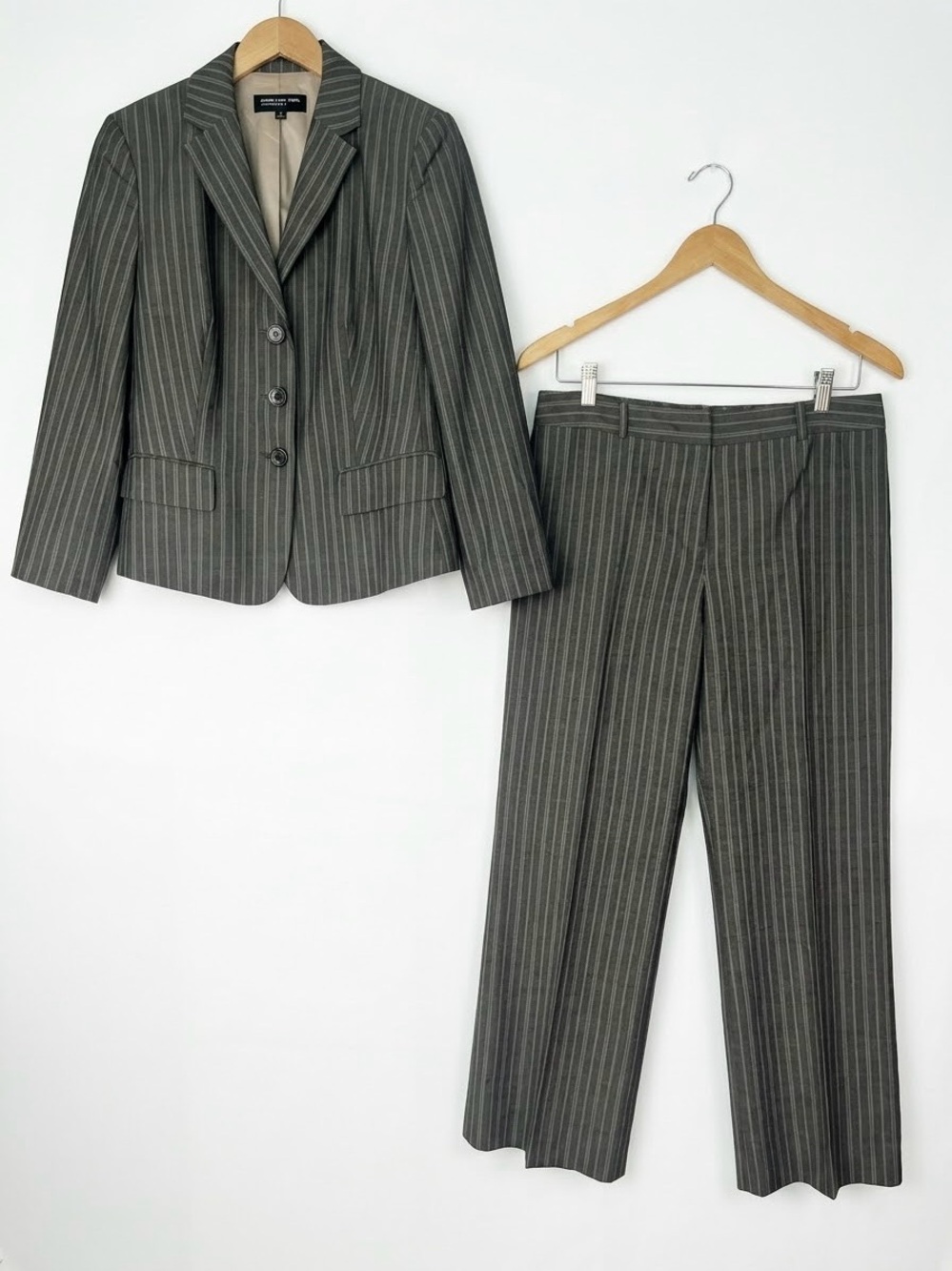 Jones New York Collection Pinstripe Wool Blend Stretch Pant Suit 6 Tailored Cozy